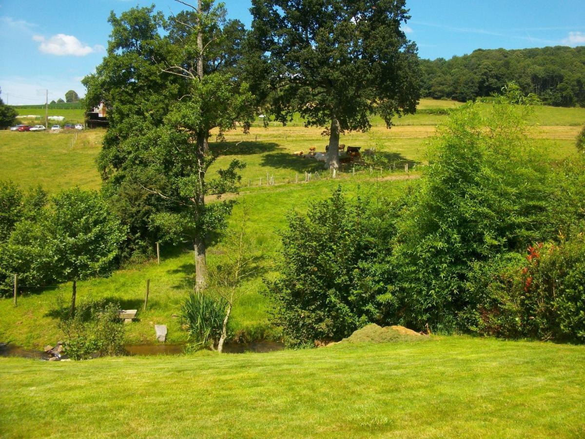 Cosy Chalet With Private Garden In Normandy Isigny-le-Buat Ruang foto